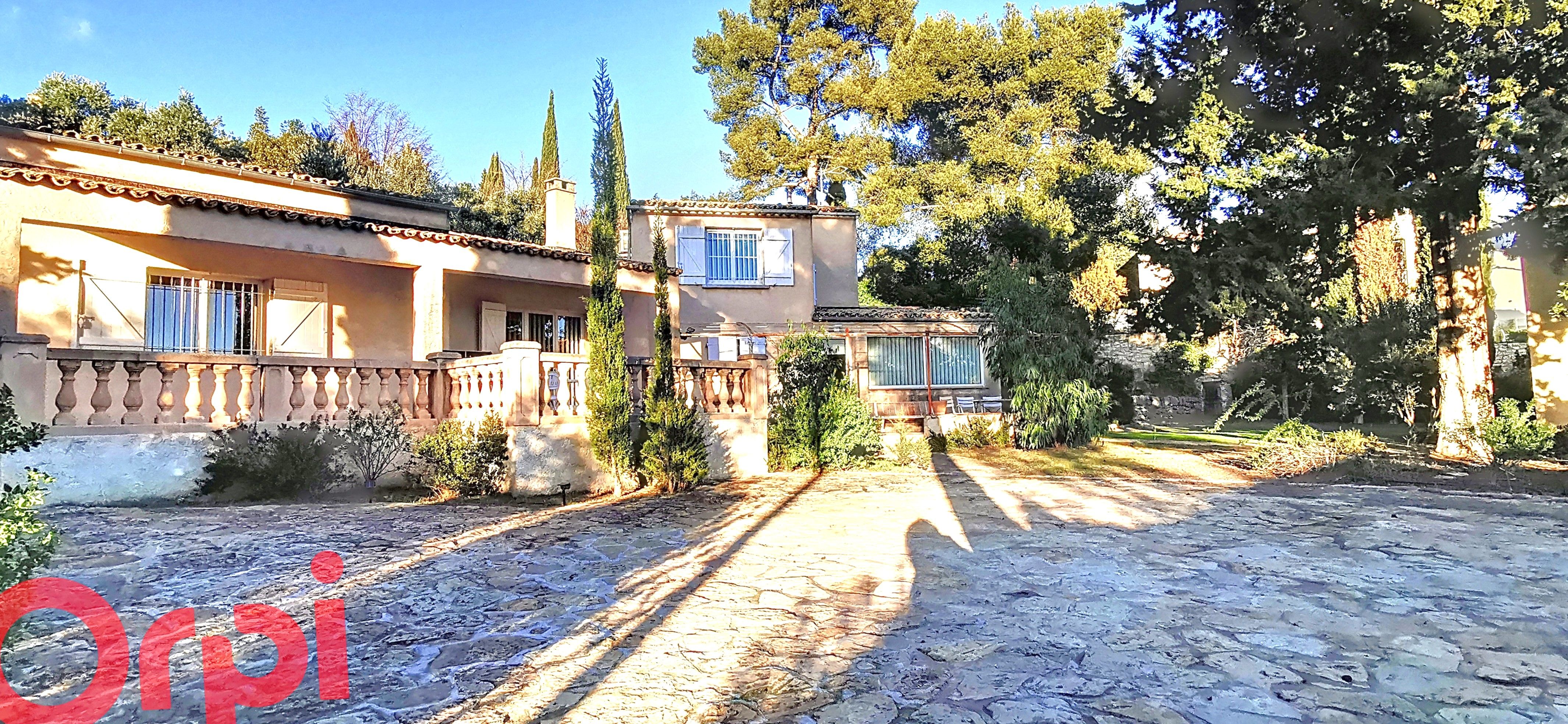 Maison-Villa - LA CADIERE D AZUR