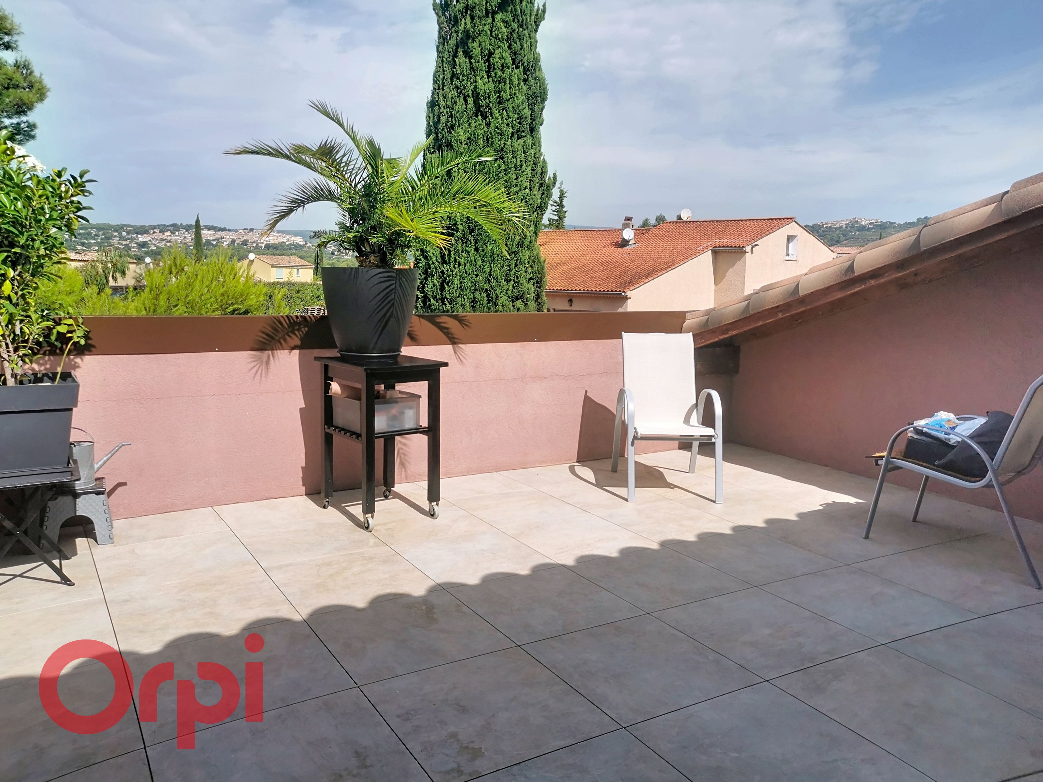 Appartement - LE CASTELLET