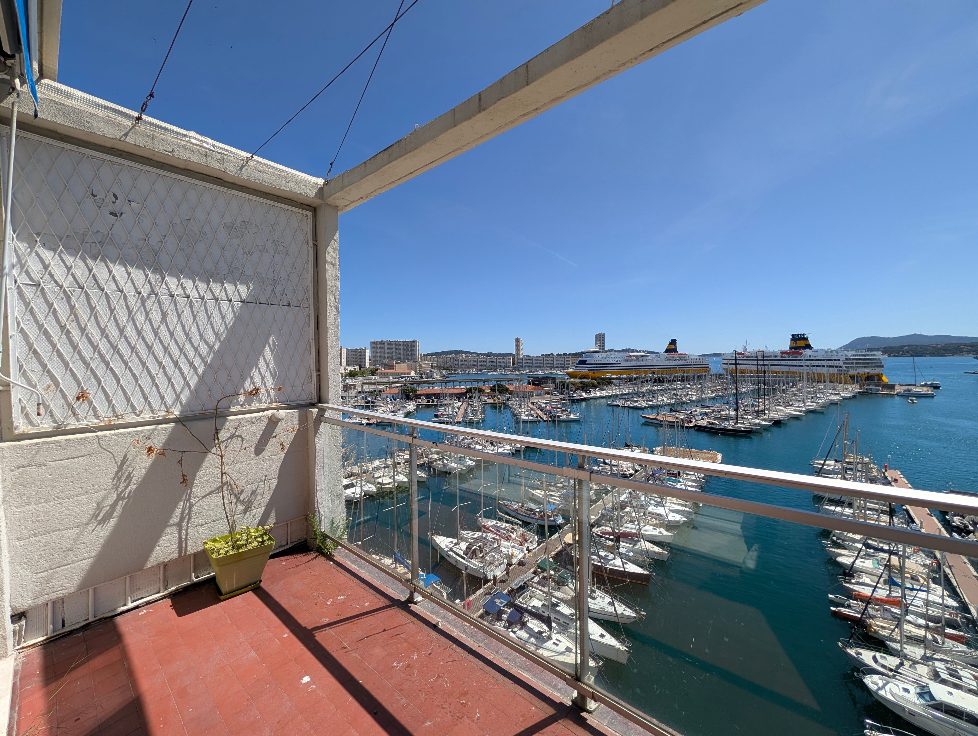 Appartement - TOULON