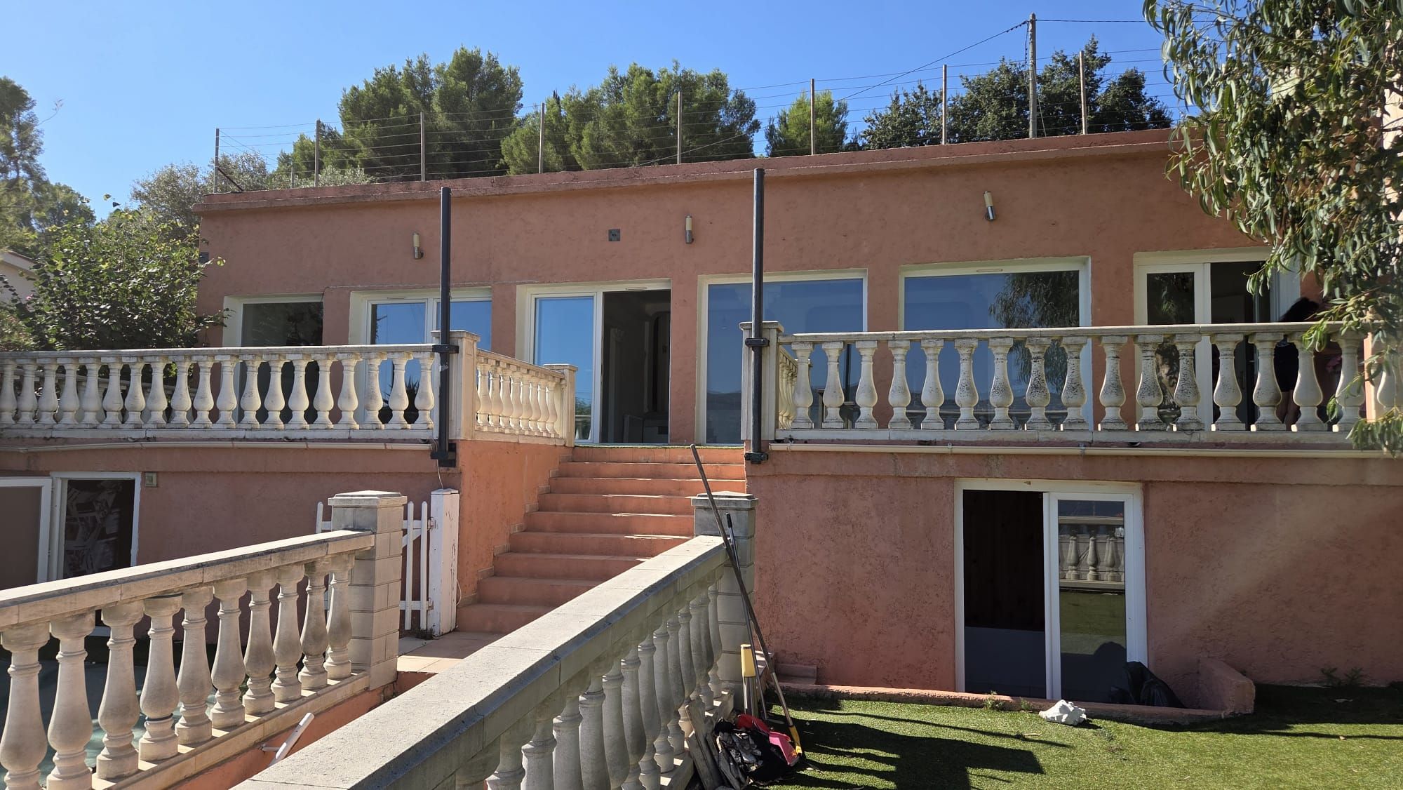 Maison-Villa - LA SEYNE SUR MER