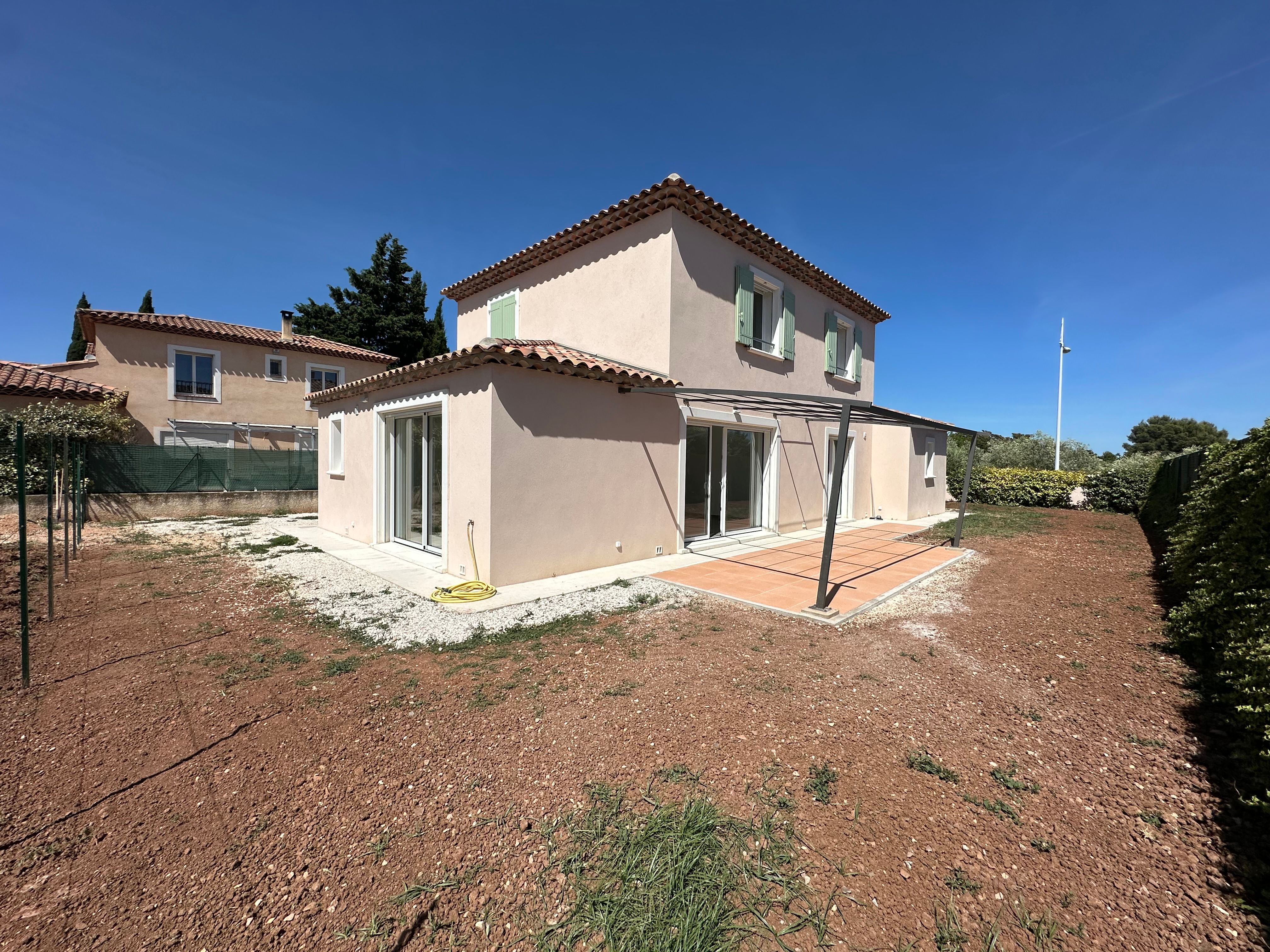 Maison-Villa - OLLIOULES