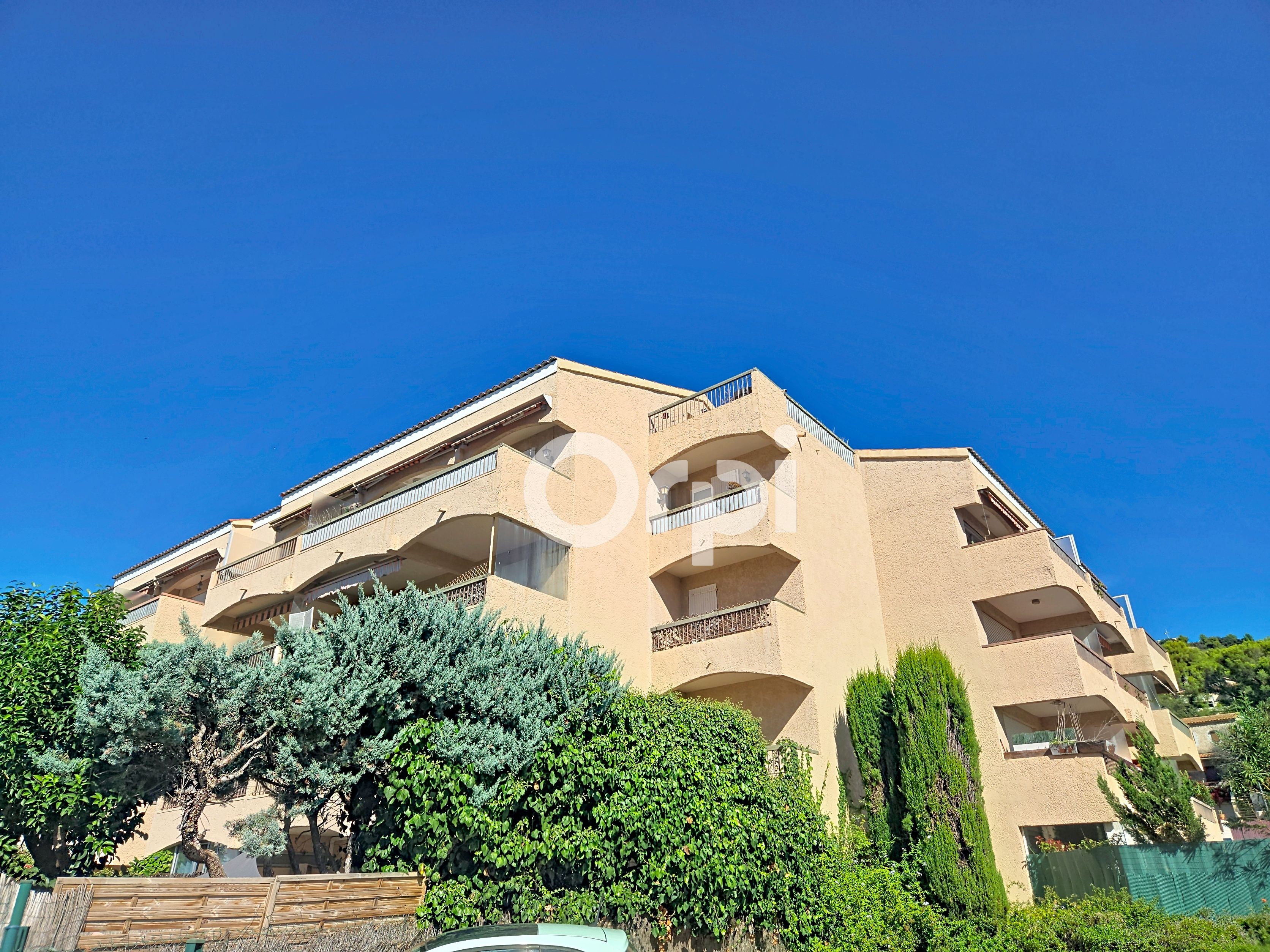 Appartement - SIX-FOURS-LES-PLAGES