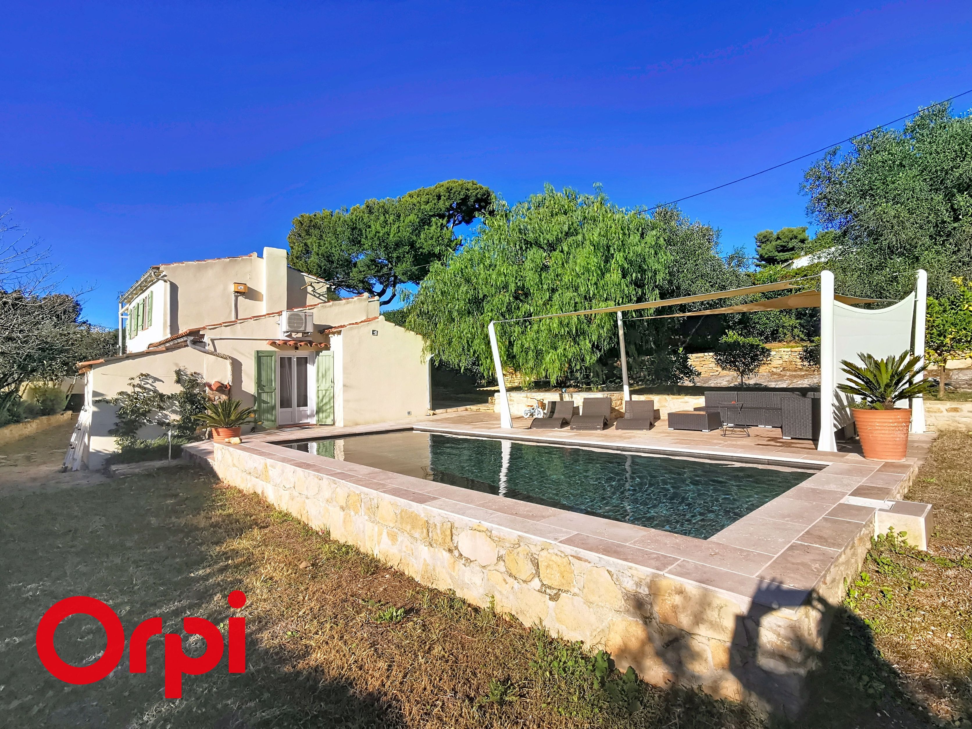 Maison-Villa - LA CADIERE D AZUR