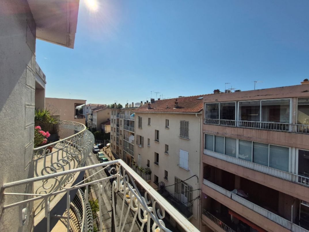Appartement - TOULON