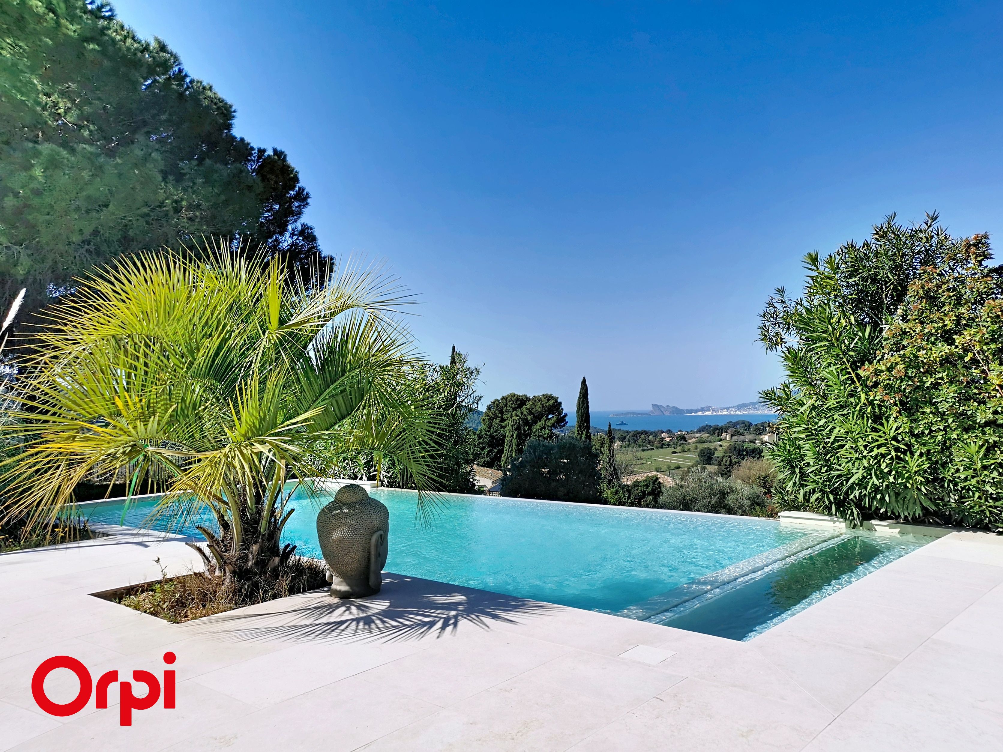 Maison-Villa - LA CADIERE D AZUR