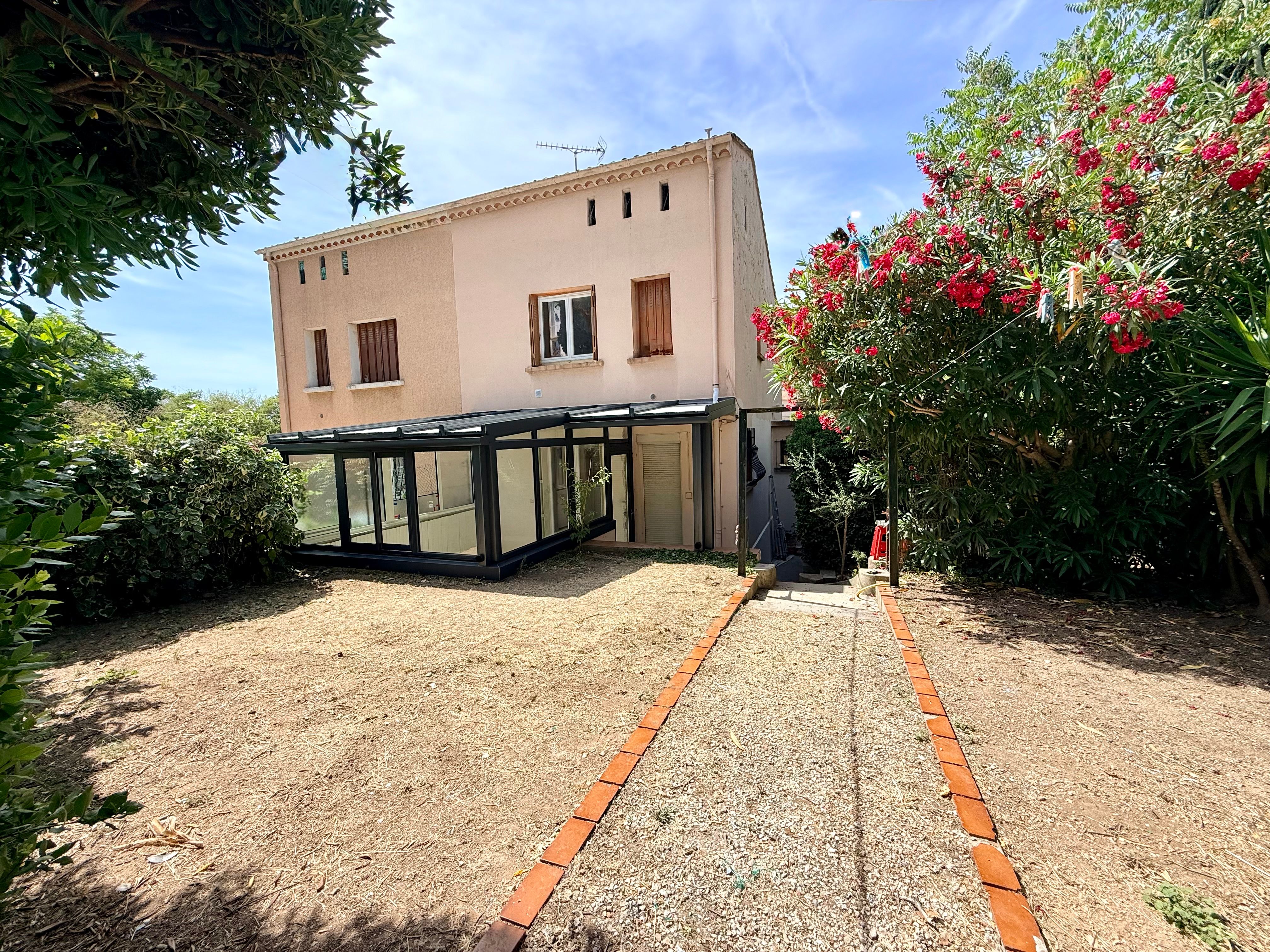 Maison-Villa - TOULON